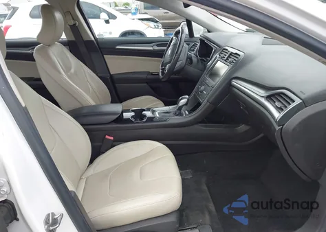 2016 Ford Fusion Energi Titanium из США, поврежденный, VIN 3FA6P0SU5GR287017